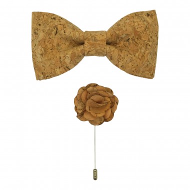 Ensemble en Liège Noeud papillon et Broche assortie....