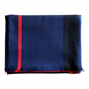 Echarpe à carreaux style Tartan. Bleu marine