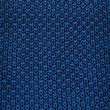 Cravate tricot pour homme. Bleu canard uni. Slim et bout carré. 2