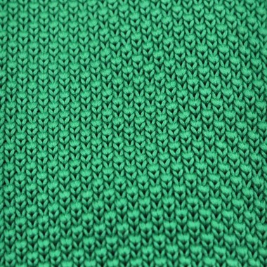 Cravate tricot pour homme. Vert uni. Slim et bout carré. 2