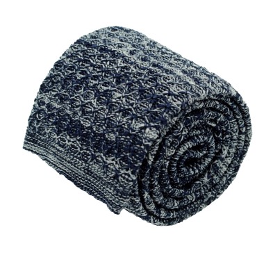 Cravate tricot pour homme. Bleu marine. Chiné.