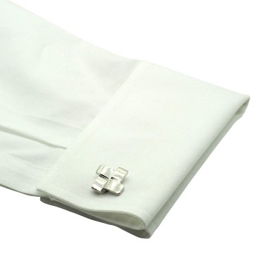 Boutons de manchette carrés design. Métal. Pour chemise mousquetaire homme.
